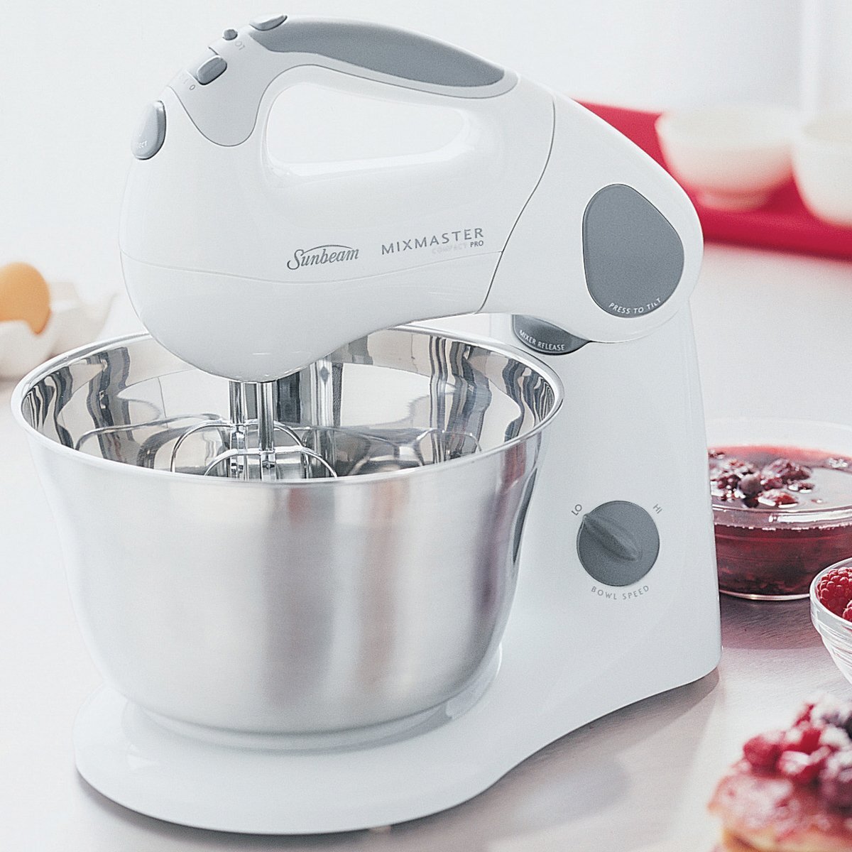 https://www.winningcommercial.com.au/ak/3/9/a/e/39ae115007a33a60870071440923d06c50374bf1_Sunbeam_Food_Mixer_MX5950_Lifestyle_high-high.jpeg